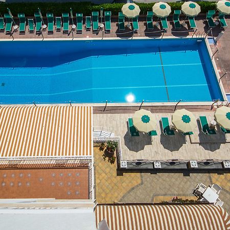Hotel Pietra Di Luna Maiori Exterior photo