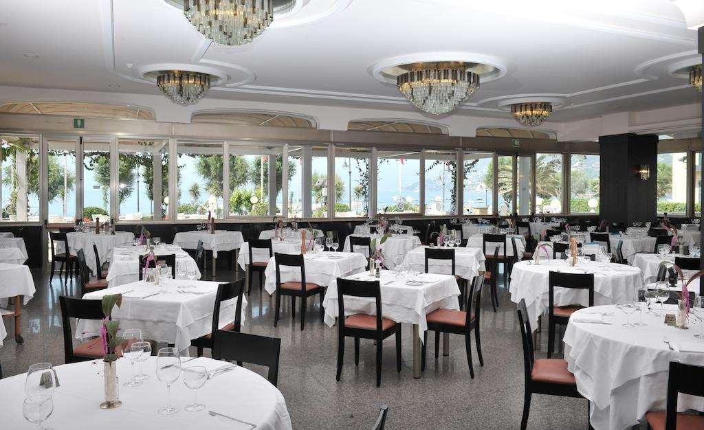 Hotel Pietra Di Luna Maiori Restaurant photo